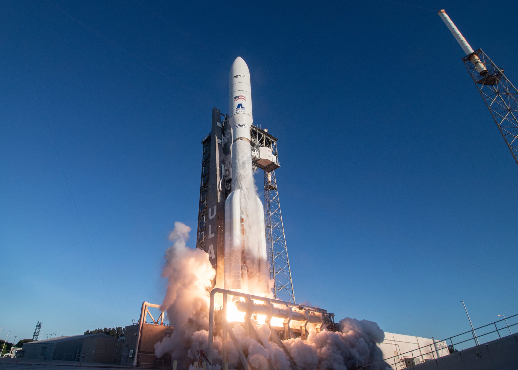 Atlas V blasting off from Space Launch Complex 41 for its third Amazon Kuiper mission. ยฉUnited Launch Alliance