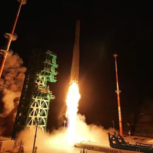 KSLV-2 lifting off from the Naro Space Center carrying thirteen satellites. ©Korea Aerospace Research Institute