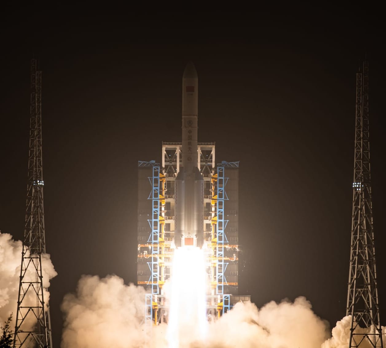 The Long March 5 Y10 vehicle lifting off from Launch Complex 101 on December 20th.