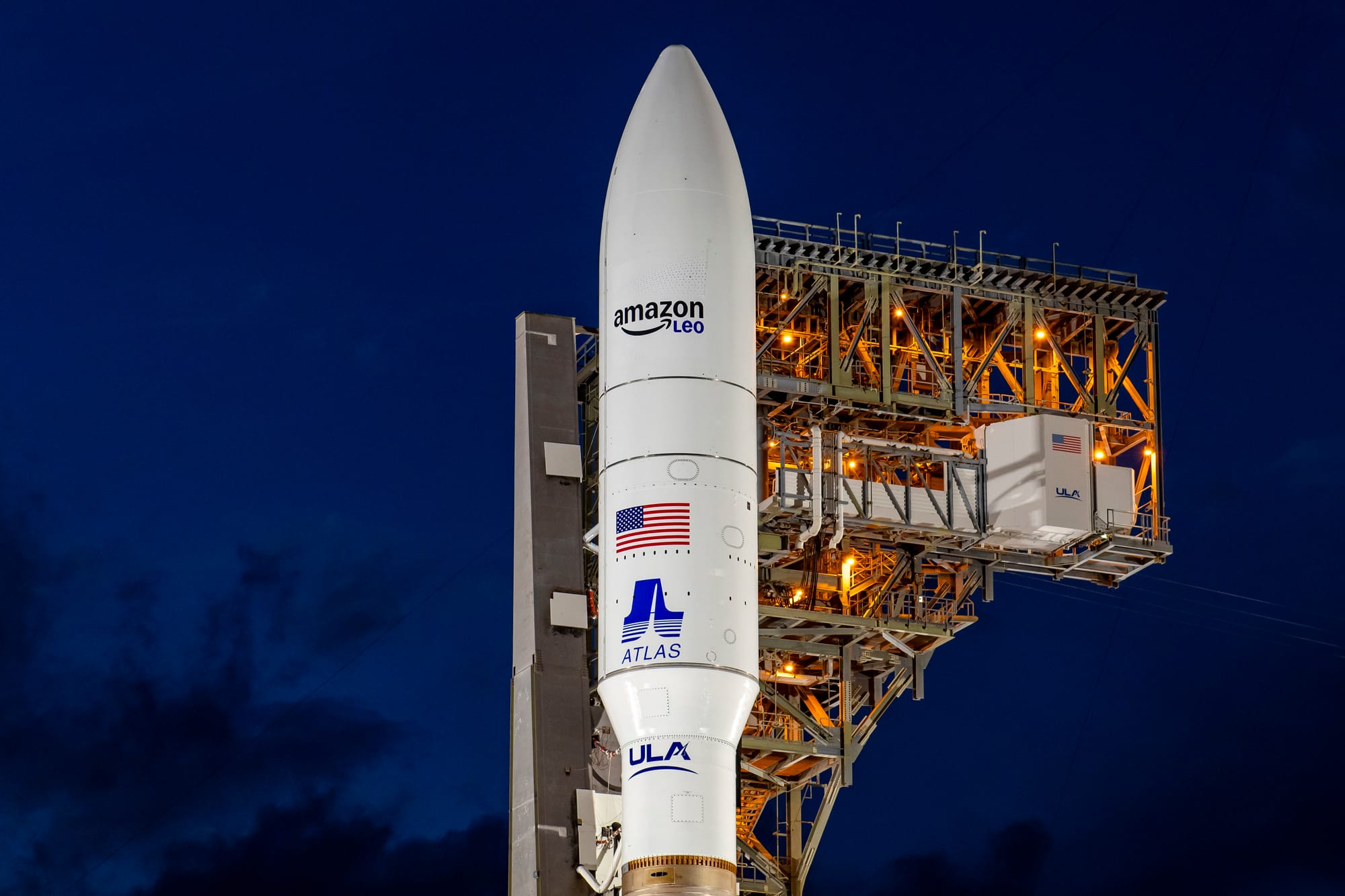 Atlas V's fairing with the logo of Amazon Leo for the first time ahead of liftoff on December 16th. ©United Launch Alliance