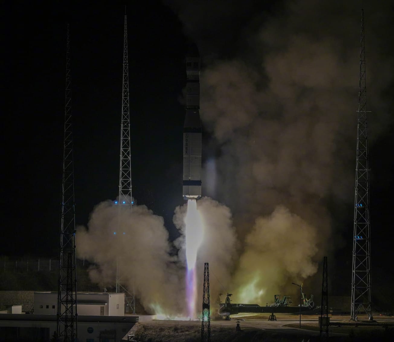 The Long March 6 Y15 vehicle lifting off from the Taiyuan Satellite Launch Center on April 25th 2026.