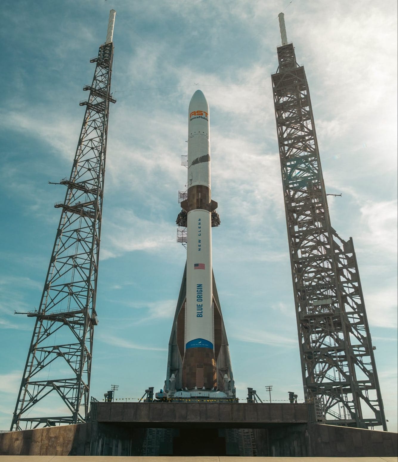 New Glenn stood at Launch Complex 36 the day before its third launch. ©Blue Origin