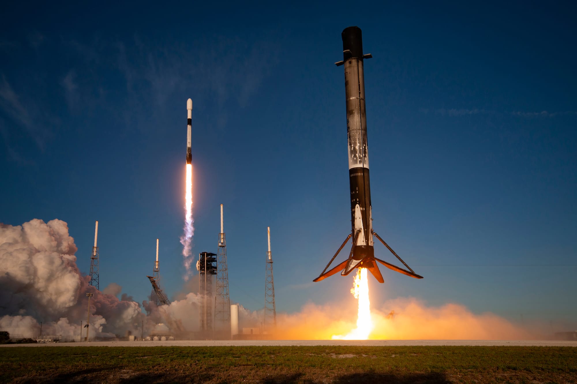 A composite photo of Falcon 9 lifting off from Space Launch Complex 40 and booster B1094 touching down at Landing Zone 40 on April 11th 2026. ©SpaceX