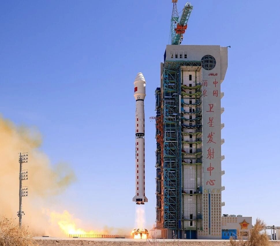 The Long March 4C Y41 vehicle lifting off from the Jiuquan Satellite Launch Center on April 17th 2026.