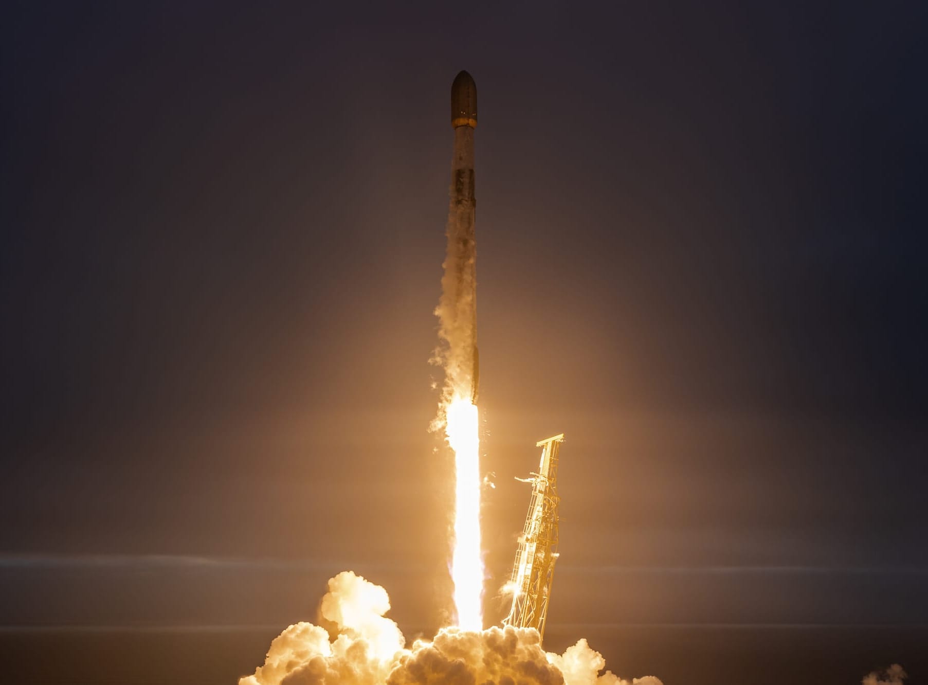 Falcon 9 lifting off from Space Launch Complex 4E for the Starlink Group 17-46 mission on July 2nd 2026. ยฉSpaceX