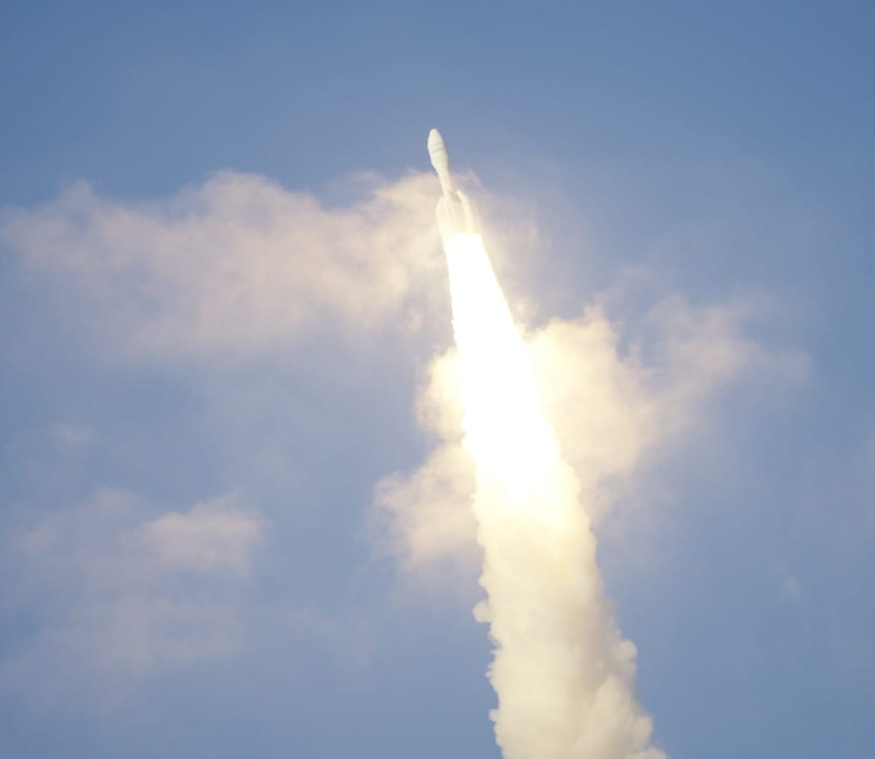 Orienspace's Gravity-1 Y3 vehicle during first-stage flight from the East China Sea on September 15th 2026. ยฉOrienspace
