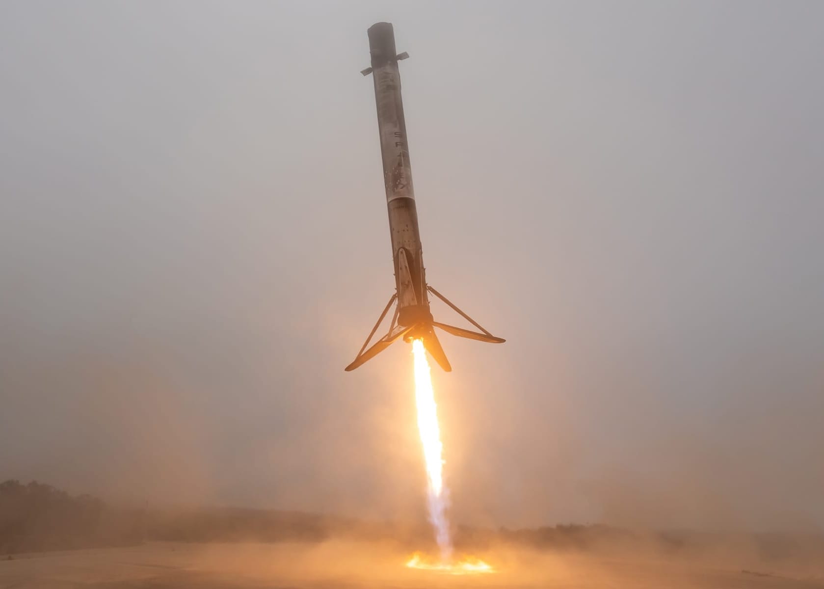 Booster B1082 touching down at Landing Zone 4 after supporting the Transporter-18 mission on October 1st 2026. ©SpaceX