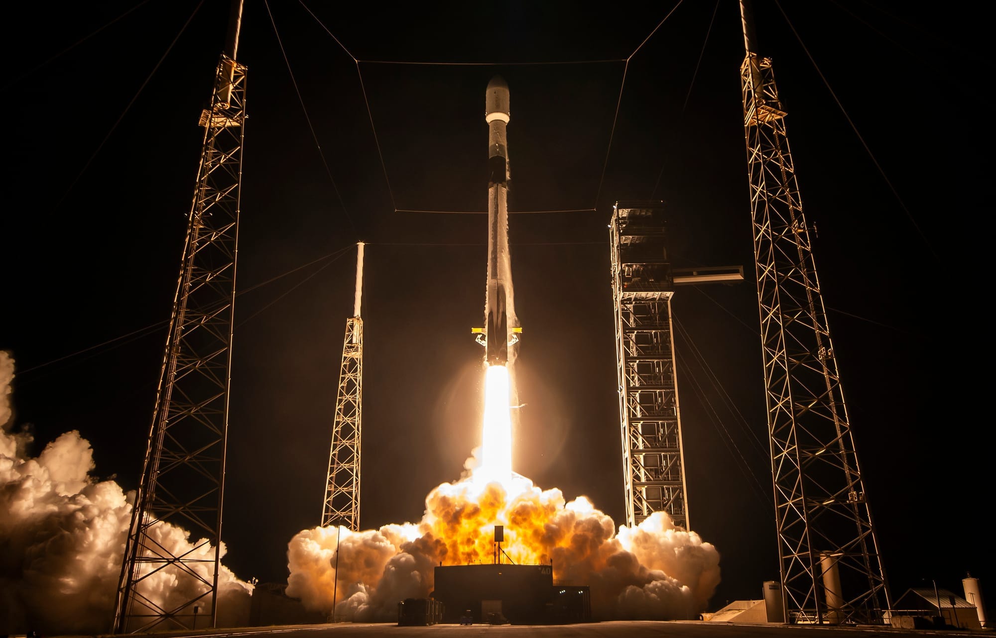 Falcon 9 lifting off from Space Launch Complex 40 for the Bandwagon-5 mission on October 20th 2026. ©SpaceX