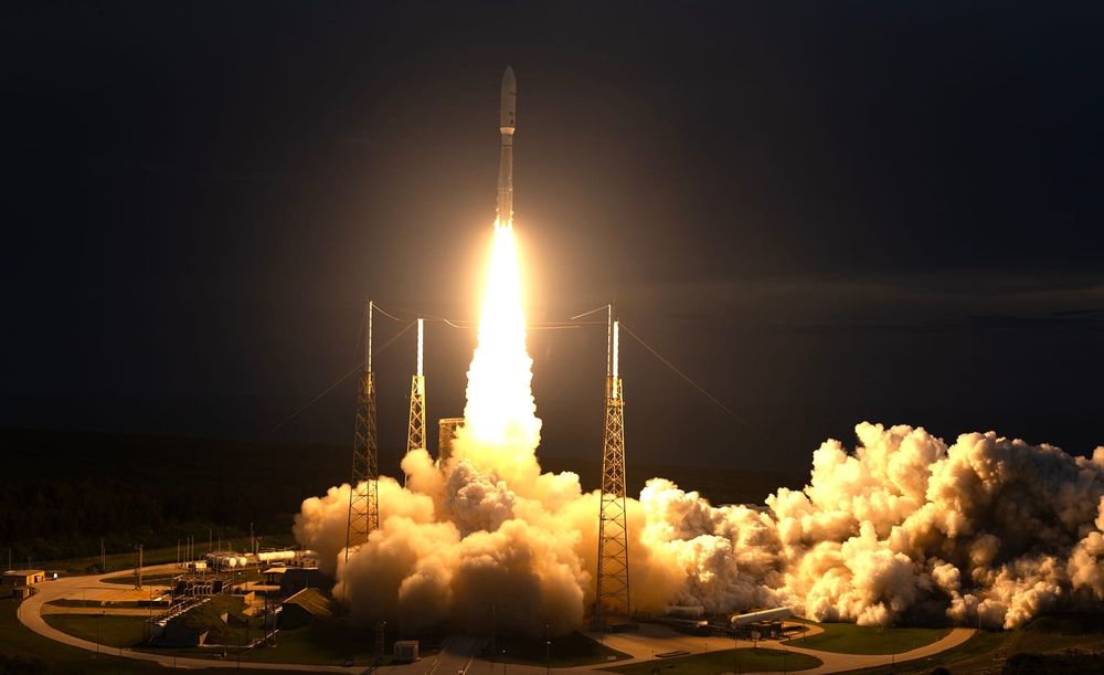 Atlas V Sends Amazon's Twelfth Group of Leo Satellites Into Orbit
