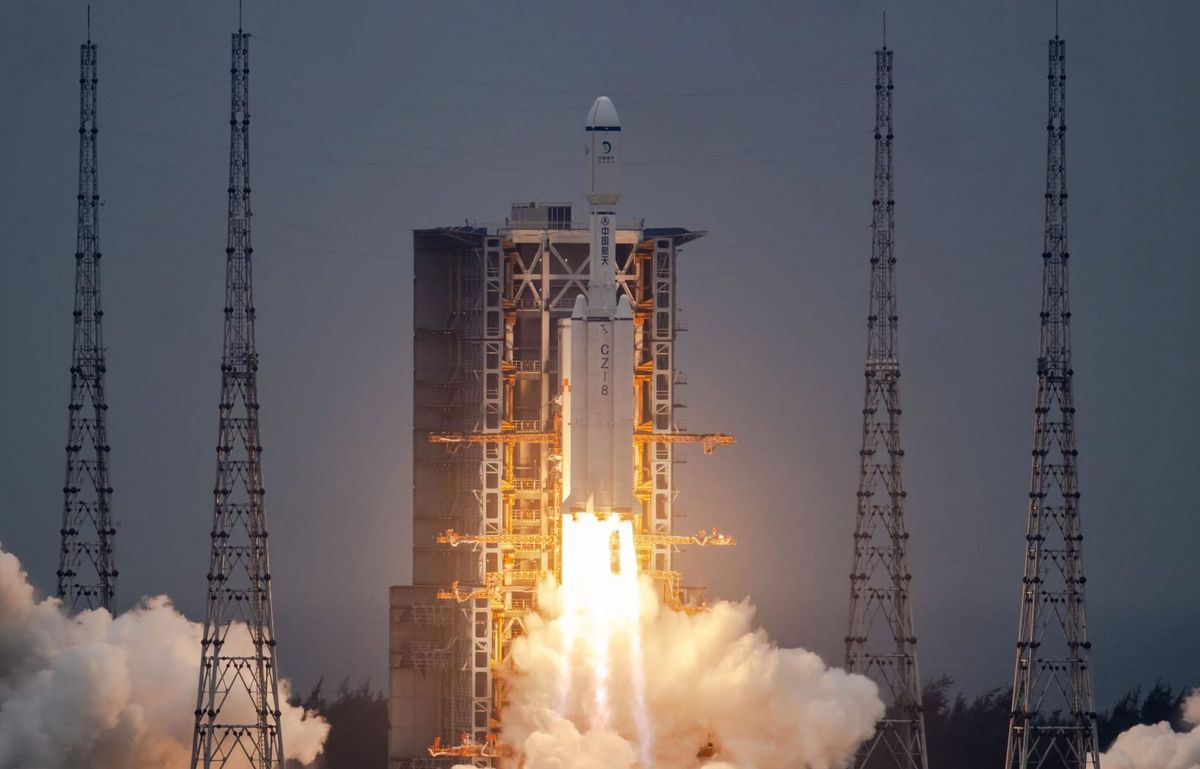 The Long March 8 Y3 rocket lifting off from Launch Complex 2 at the Wenchang Space Launch Site. ©SpaceLens