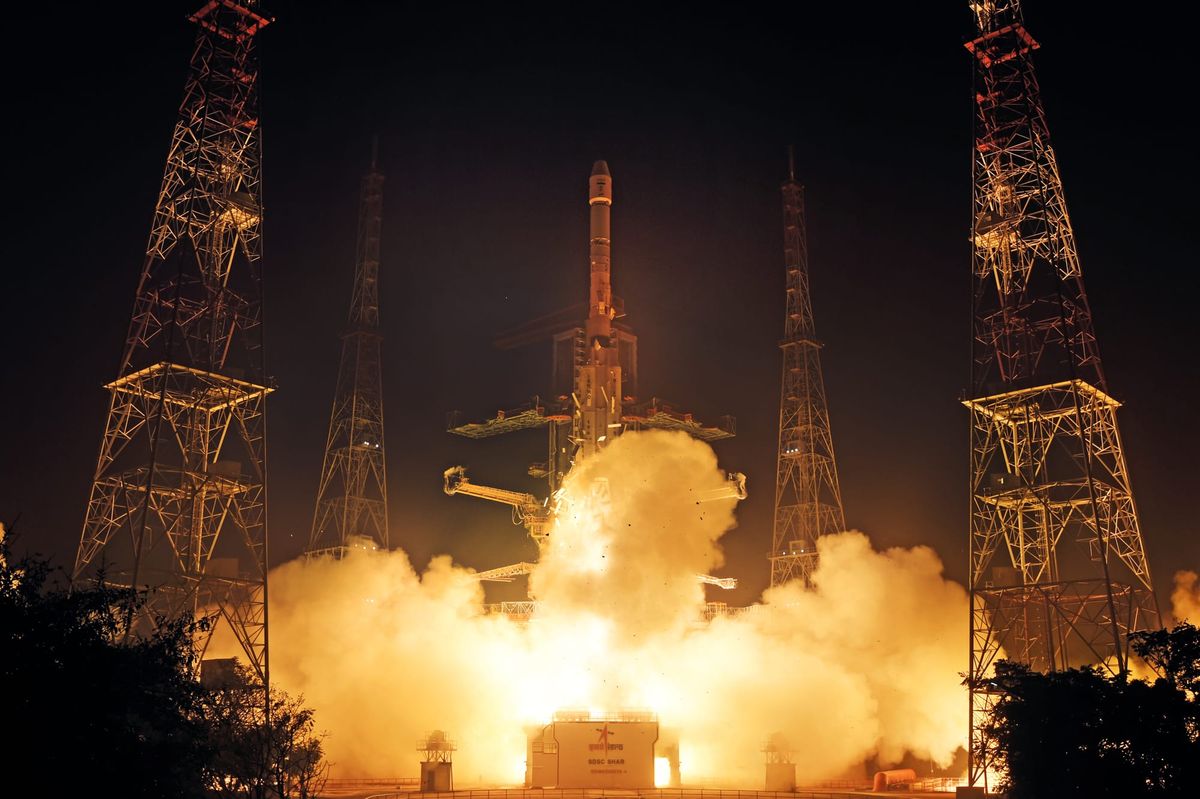 GSLV MkII lifts off from the Satish Dhawan Space Center. ©ISRO