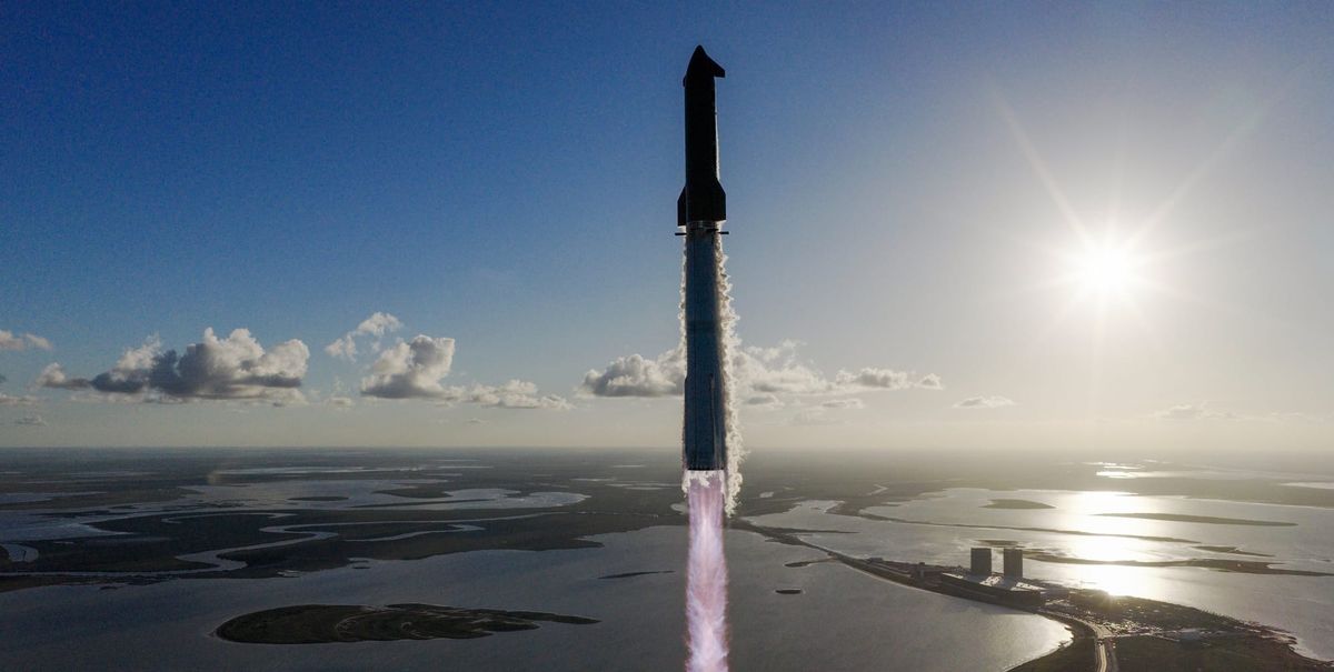 Starship-Super Heavy during its eleventh flight test. ©SpaceX