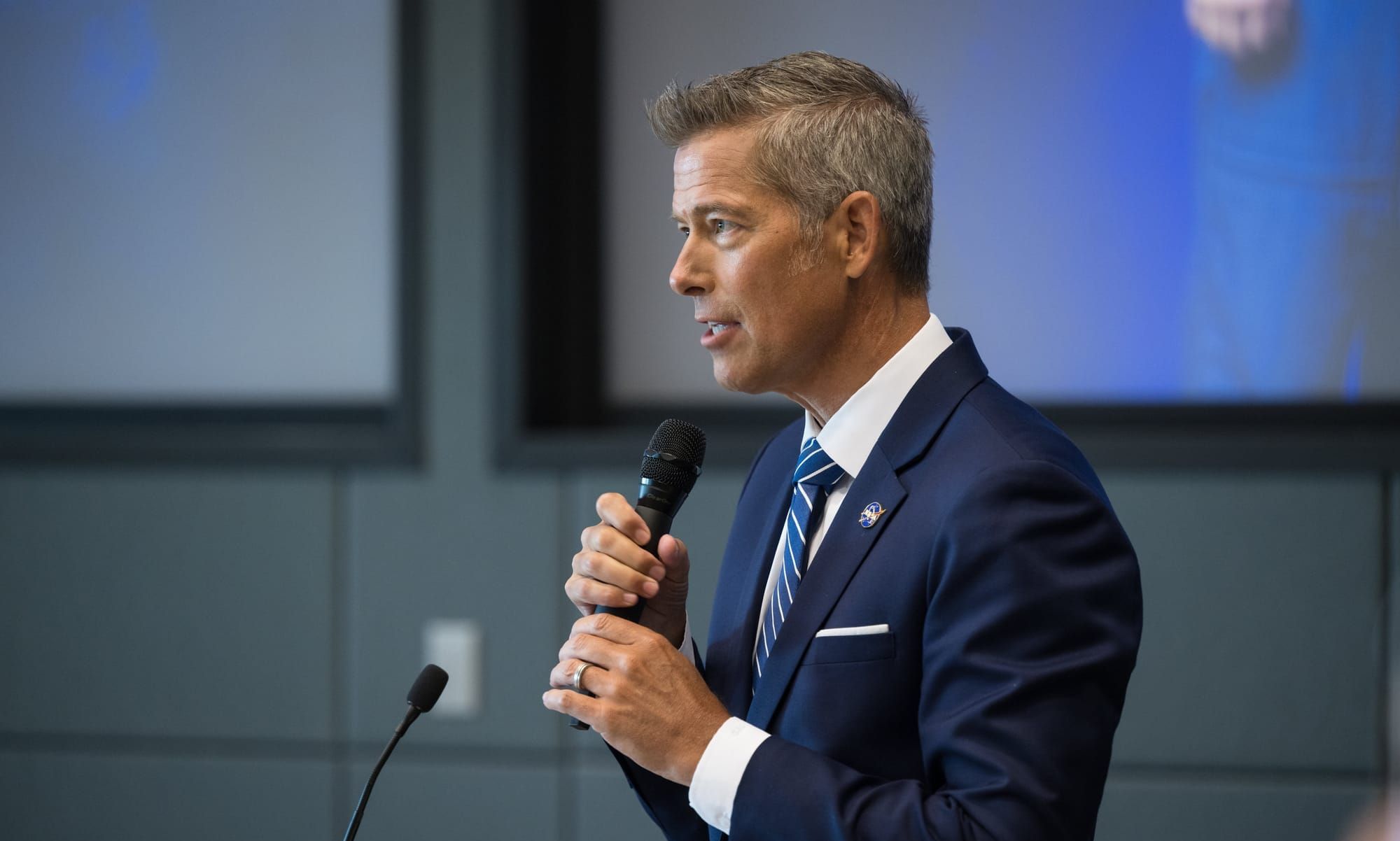 Trump's NASA Wants to Gut Itself, Own Space, Abandon Earth