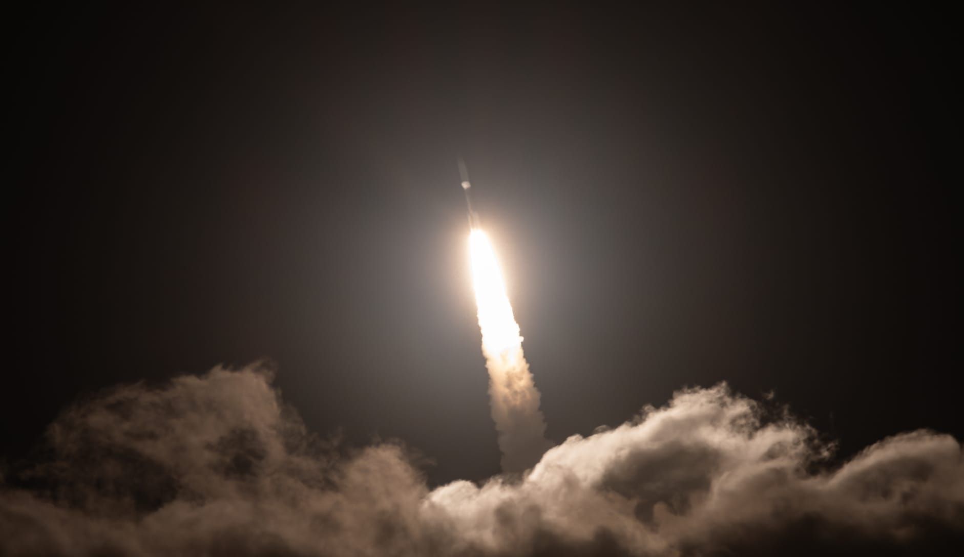 Amazon's Last Leo Deployment of 2025 Launched via Atlas V