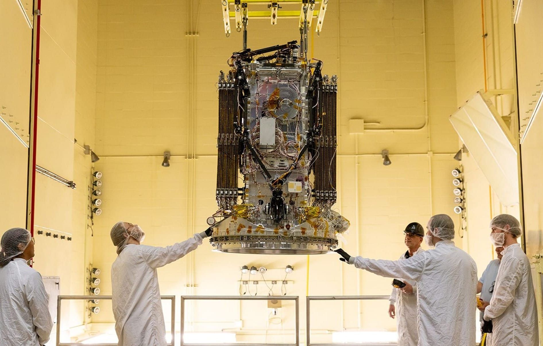 NASA Telescope to Fall From Orbit After Savior Spacecraft Falters