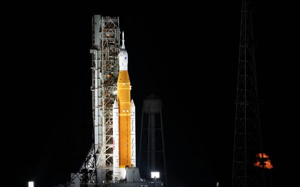 NASA delays Artemis 2 into 2025