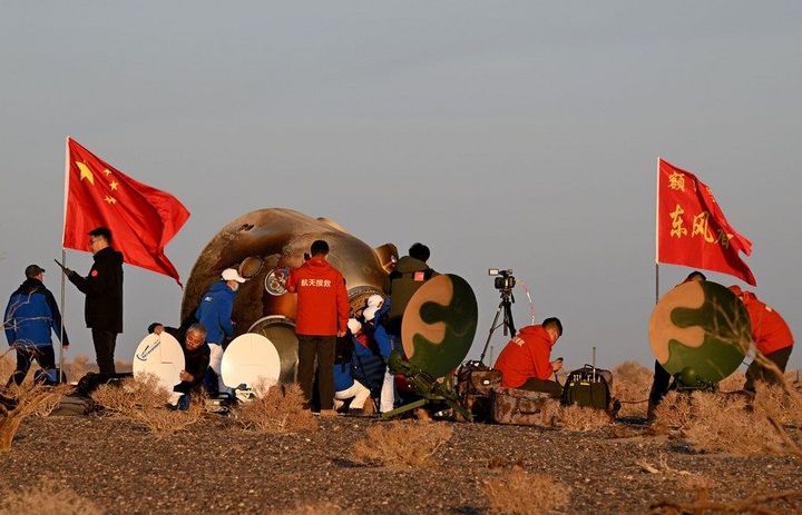 The return capsule of the Shenzhou 16 spacecraft in the Dongfeng landing site in north China.