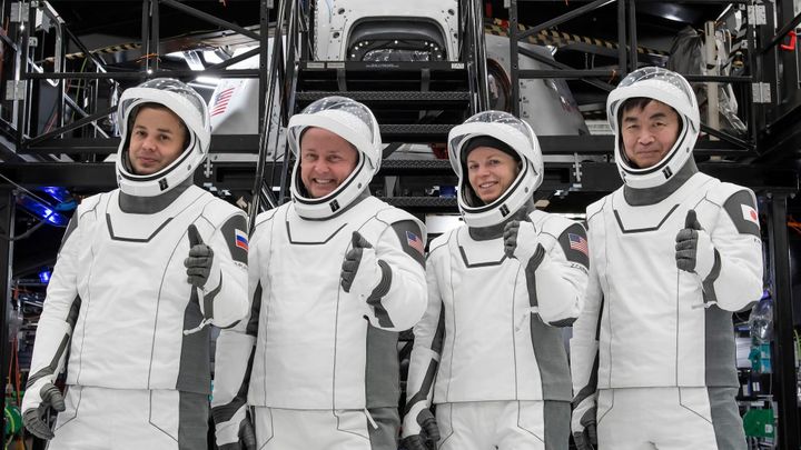 Platonov, Fincke, Cardman, and Yui during training to fly aboard Crew Dragon. ©SpaceX