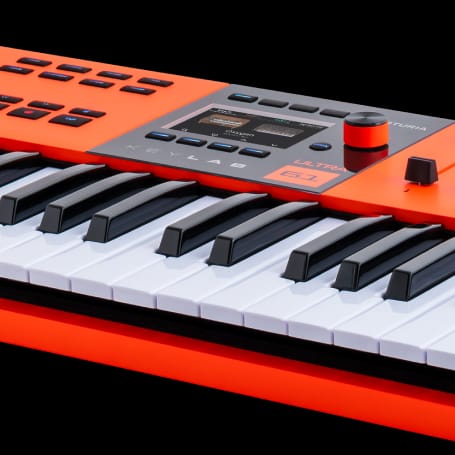 Arturia KeyLab 61 MK3 Ultra 橘色塗裝特寫