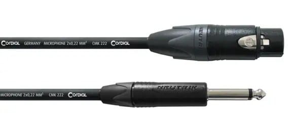 Cordial CPM FP 線材，一端是 XLR 母頭，另一端是 6.3 mm TS 插頭
