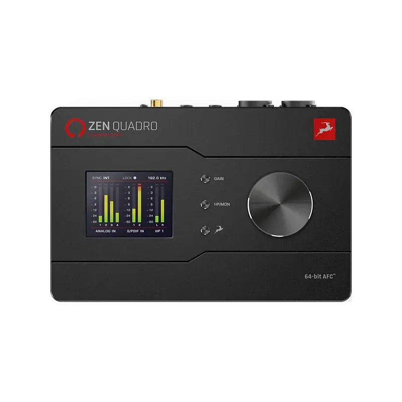 Zen Quadro 俯視圖:彩色螢幕顯示 ANALOG IN、S/PDIF IN 與 HP 1 的電平表,右邊是大旋鈕與三顆功能鍵