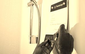 Travelodge incorpora libretas impermeables a sus hoteles de negocios