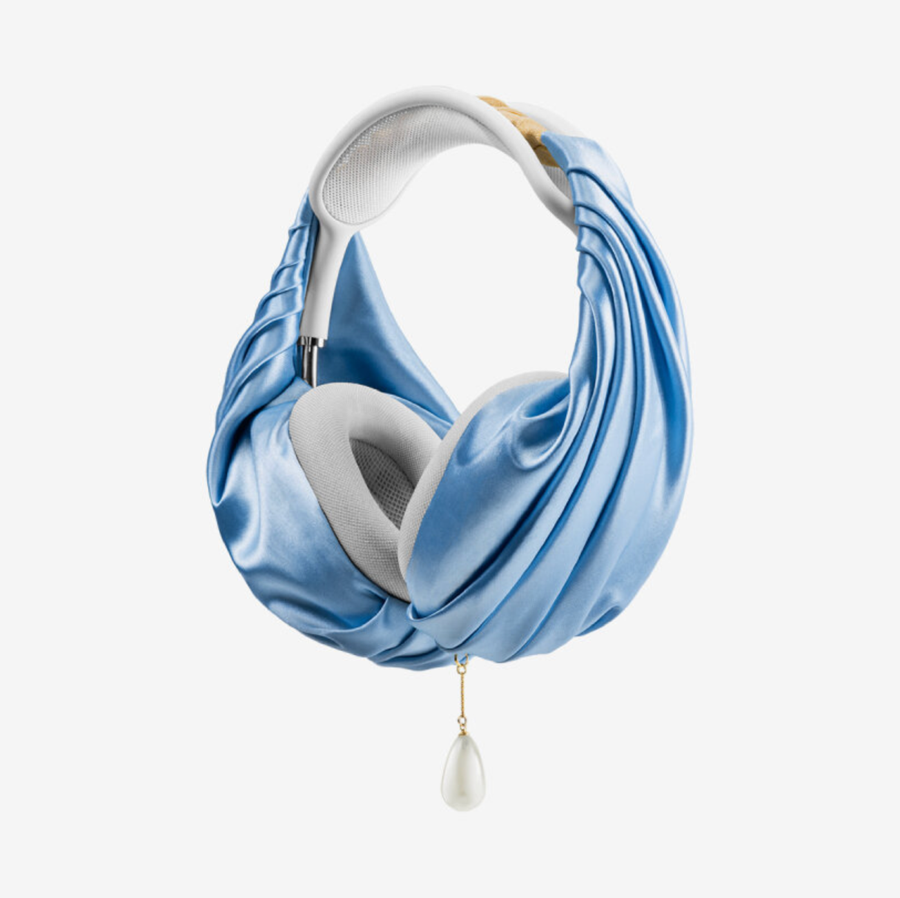 Casetify’s “Girl with a Pearl Earring” AirPods Max Cover