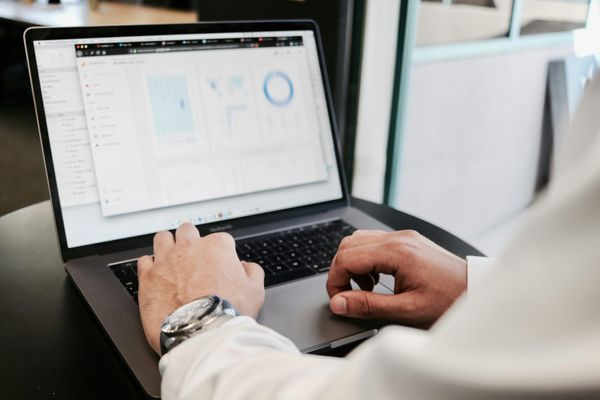 AnalysisGPT vs Tableau for Small Businesses Without a Data Team