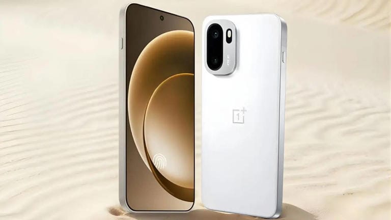 Front and back view of the OnePlus 15R