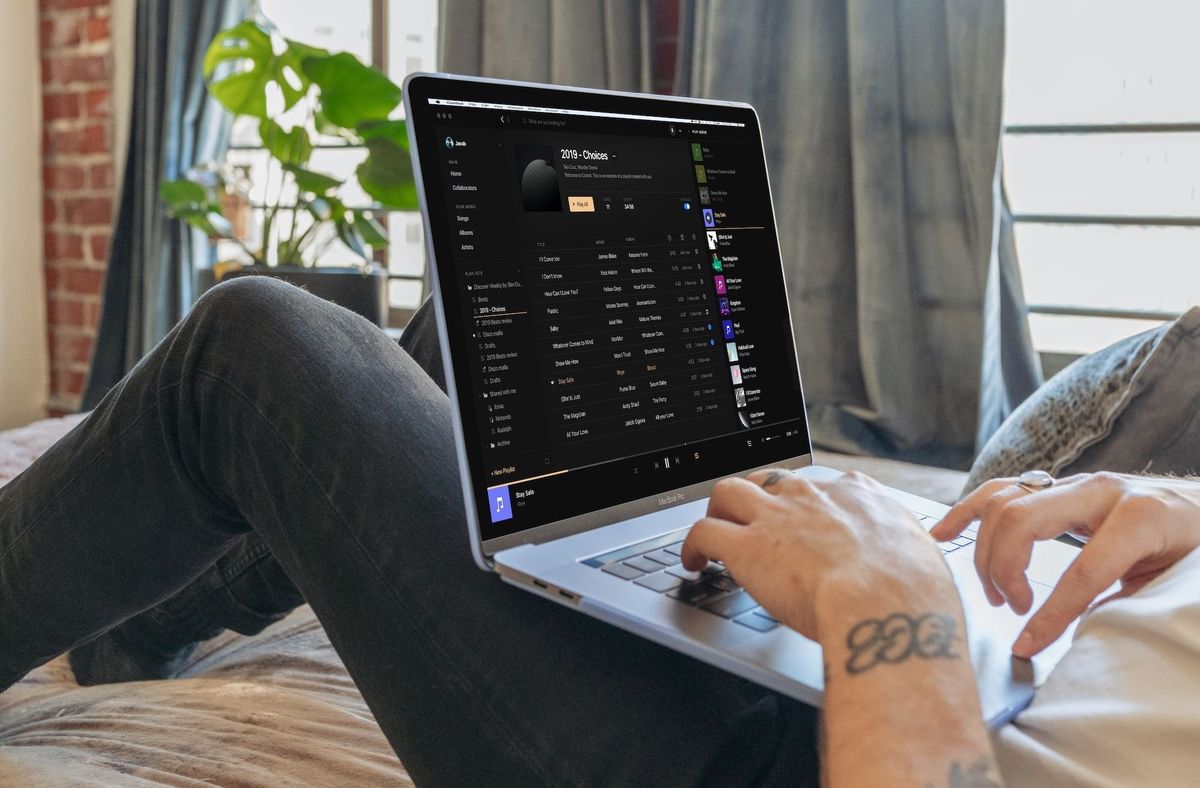 How to Resolve Your MacBook Displaying Deleted Applications Post feature image
