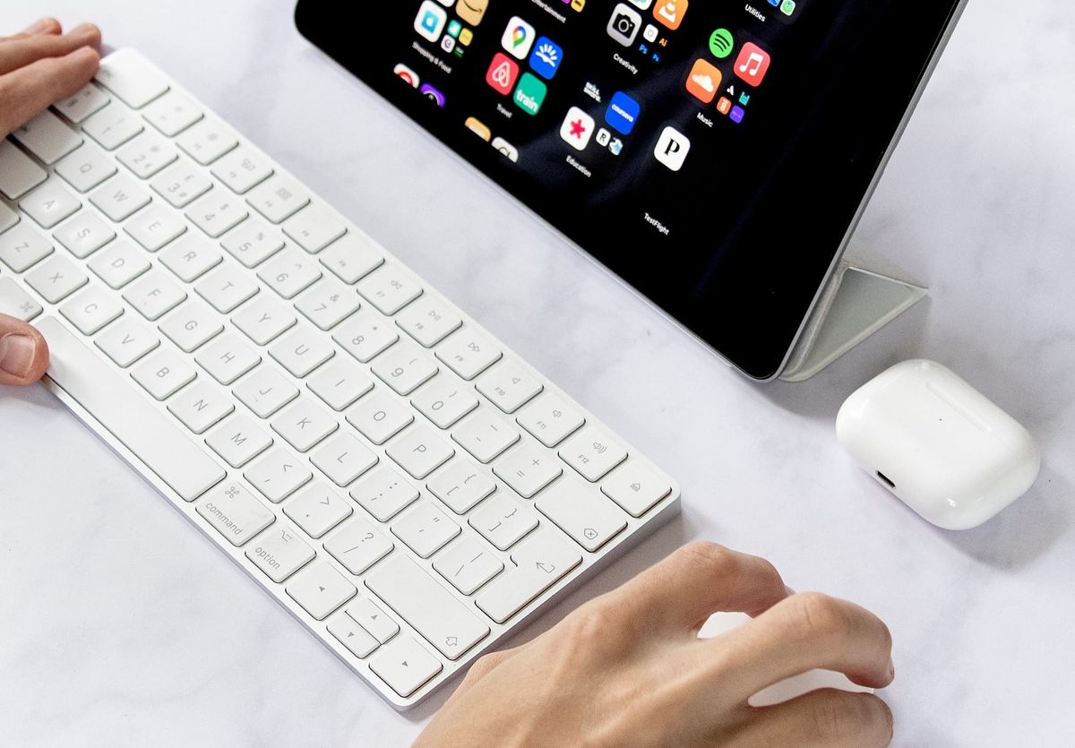 How to Connect Apple Magic Keyboard on Mac and iPad Post feature image