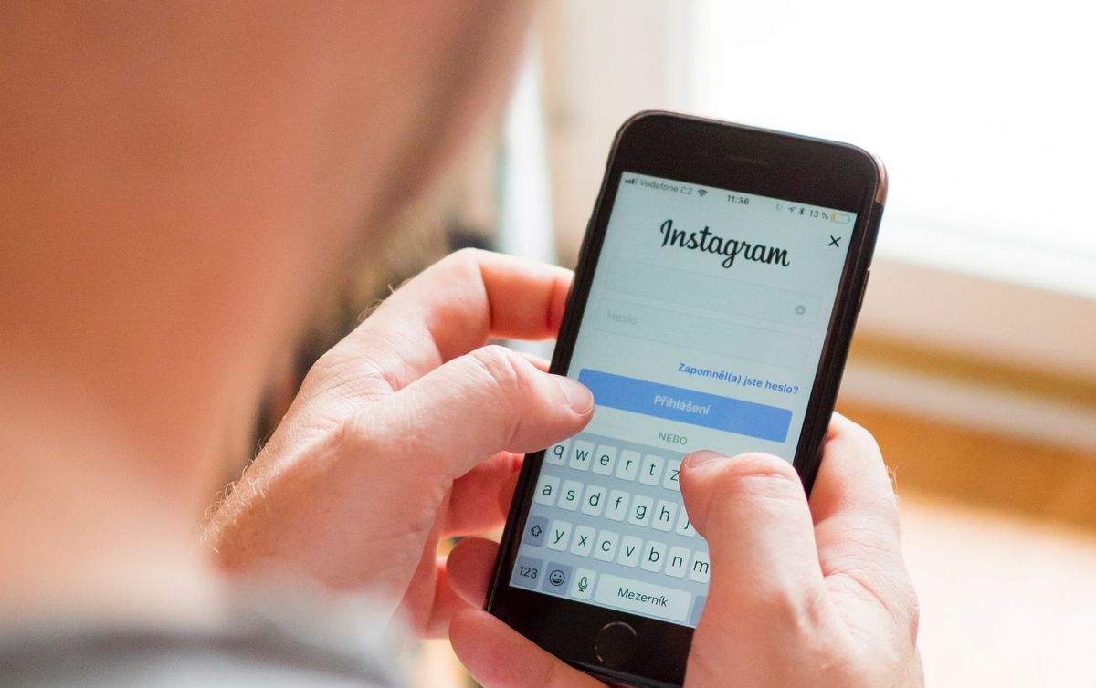 How To Share Videos with Instagram Notes Post feature image