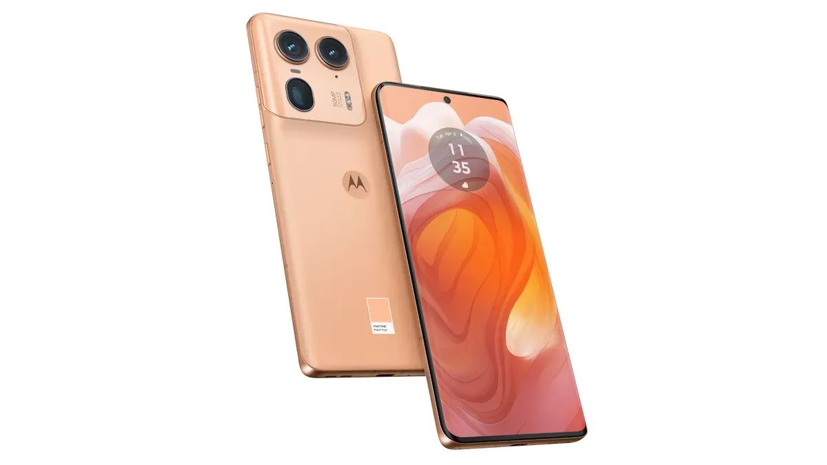 Motorola unveils new Edge series with a wooden phone back Post feature image