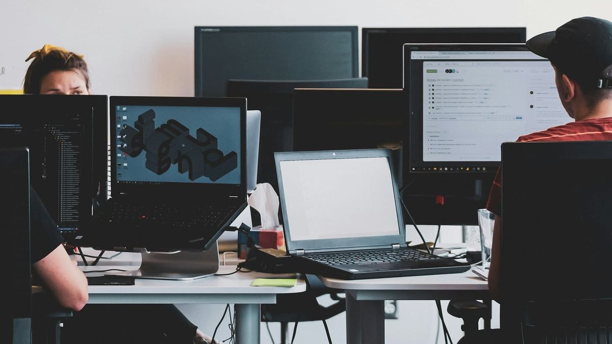 How to switch from static IP address to dynamic IP on Windows 11 Post feature image