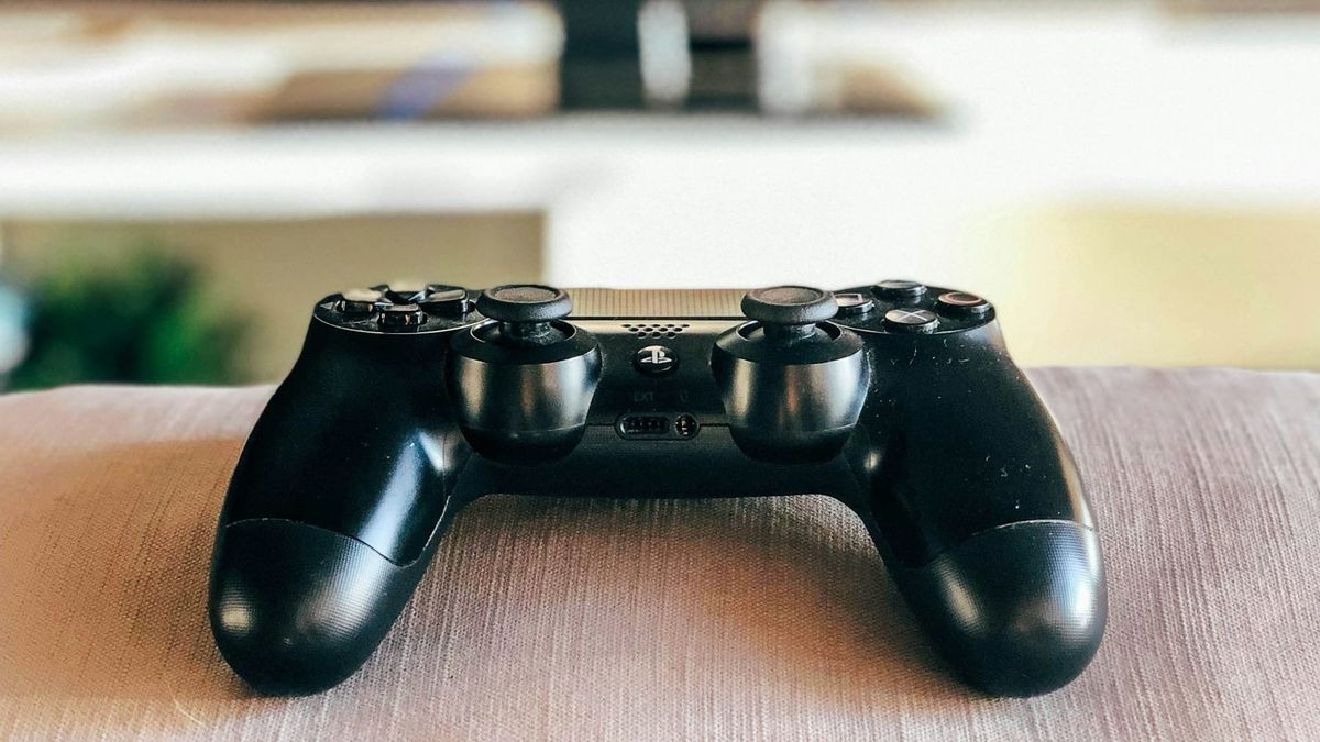 How to create an online gaming account and start playing Post feature image