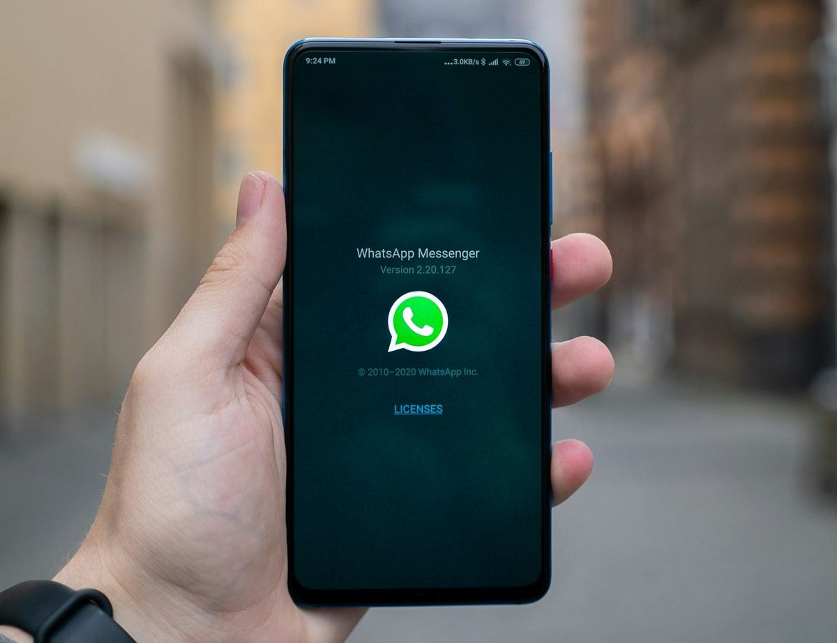 WhatsApp rolls out Voice Message Transcripts — here's how to use it Post feature image