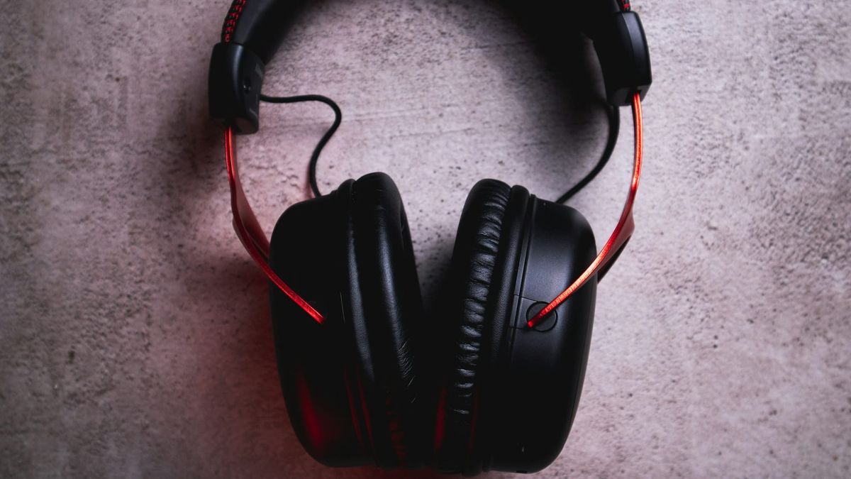 These are the best headset and earbud deals we found during Black Friday 2024 Post feature image