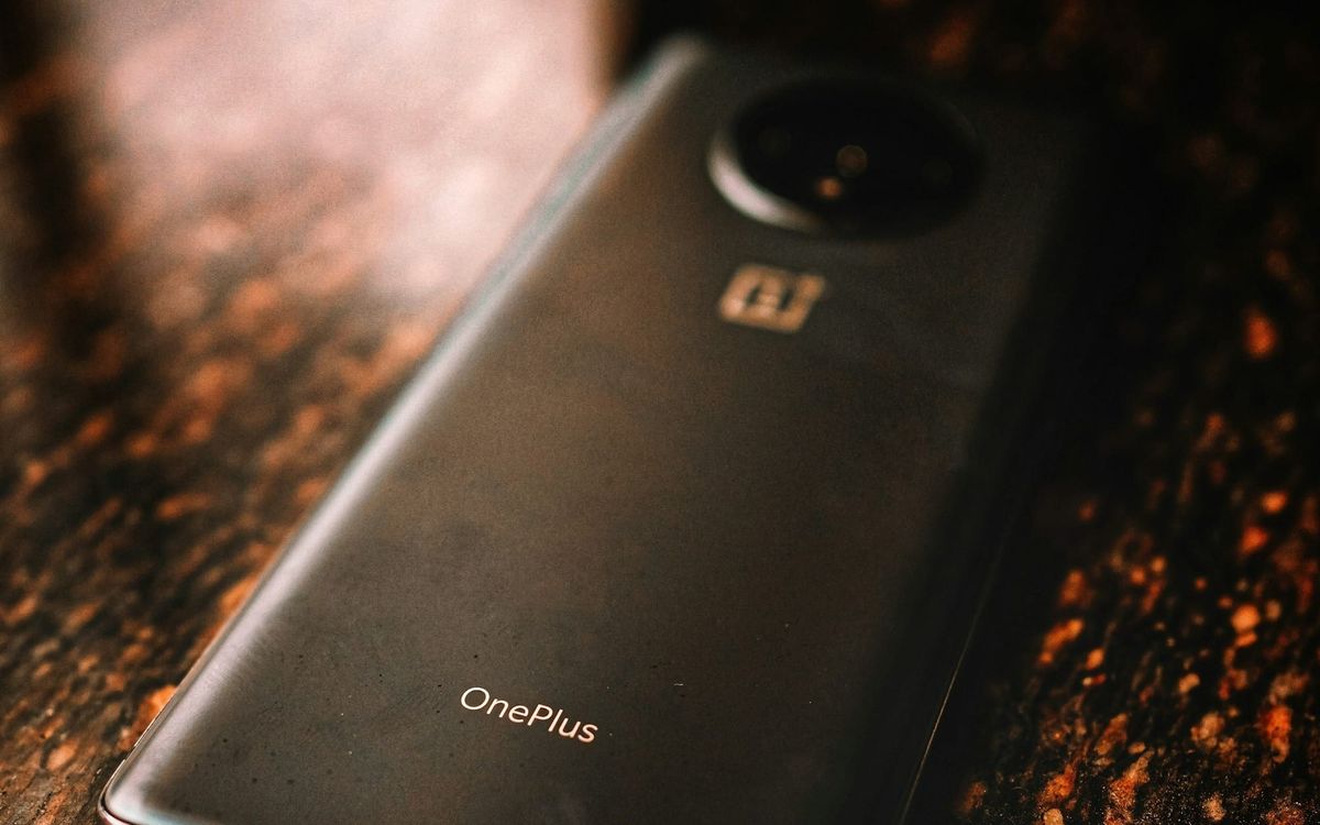 OnePlus Replaces Alert Slider with a Button for Streamlined Control Post feature image
