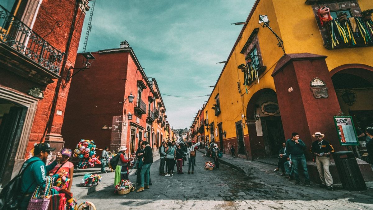 A massive network upgrade is underway in five Mexican states Post feature image