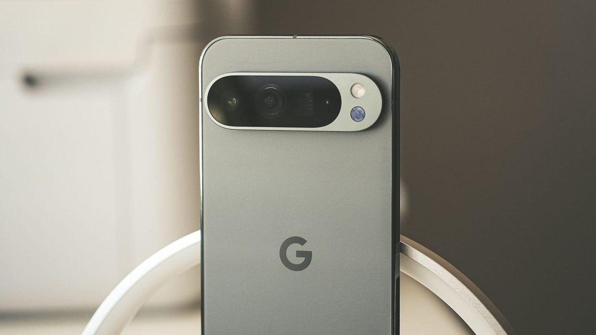 Android and iPhone Can Finally Use AirDrop for Direct File Sharing Post feature image