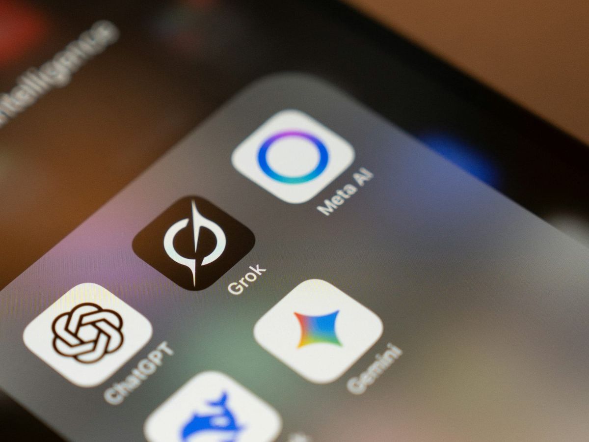 Grok now leads AI platforms in user engagement time, beating ChatGPT and Gemini Post feature image