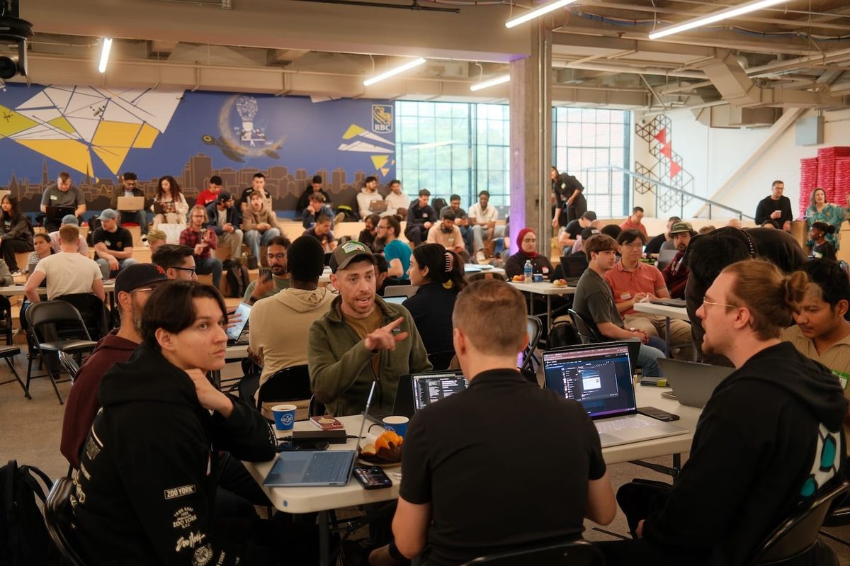 What Is a Hacker House? How Tech Talents Live, Build and Launch Products Together Post feature image