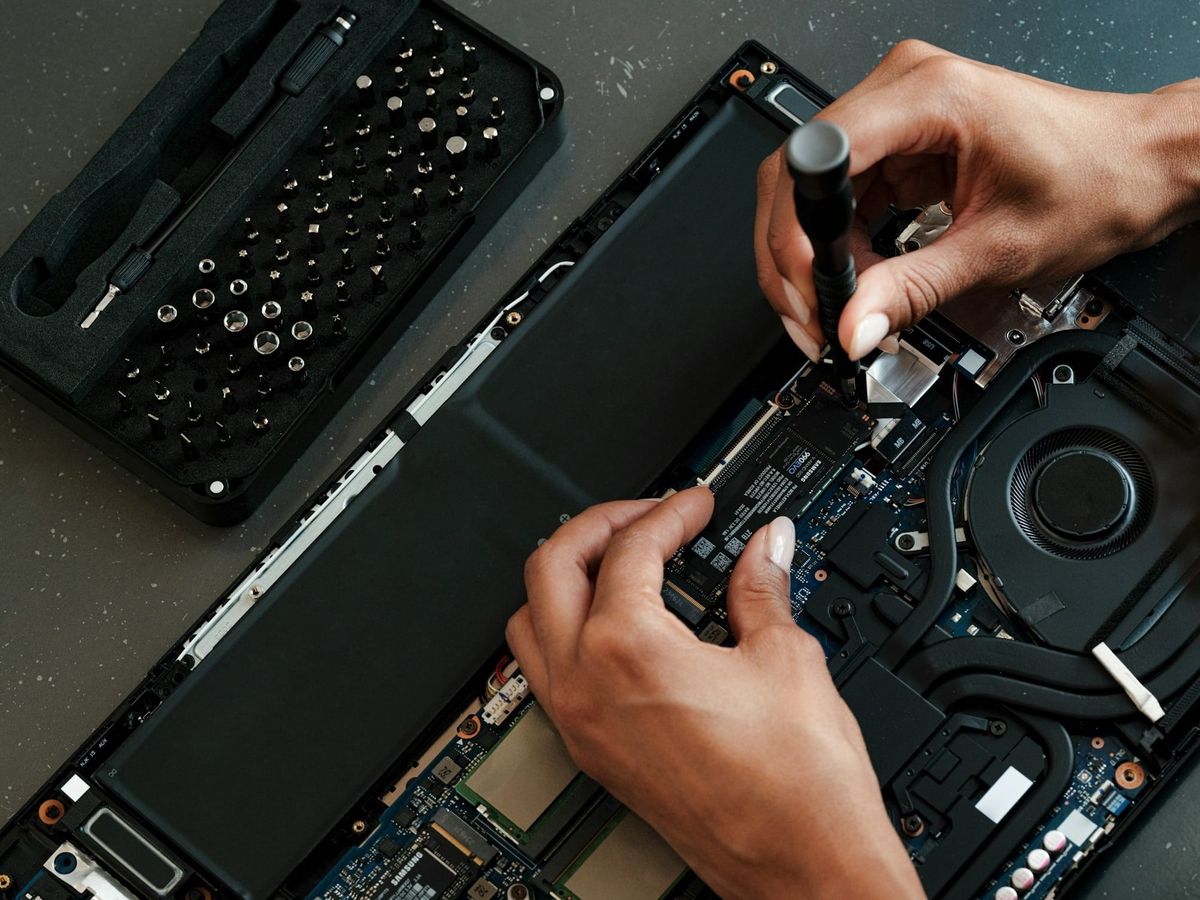Best Buy’s 64GB Gaming Laptop Repair Raises a Bigger Question About Upgraded PCs Post feature image
