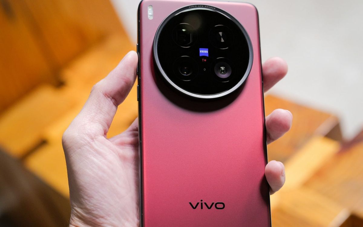 Vivo’s X500 Pro Max Is Turning the Camera into the Main Event Post feature image