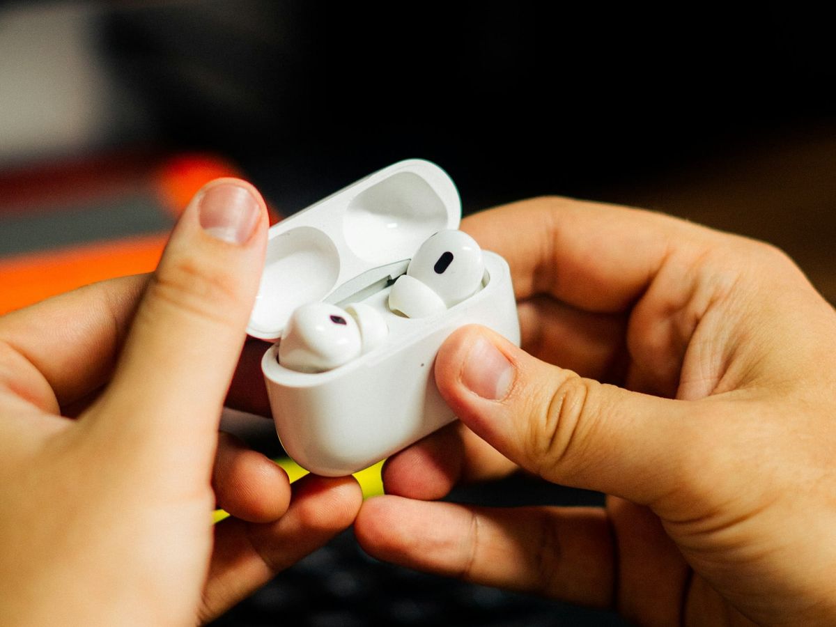 Should You Buy Apple’s Diwali AirPods 5 or Choose Another Pair? Post feature image
