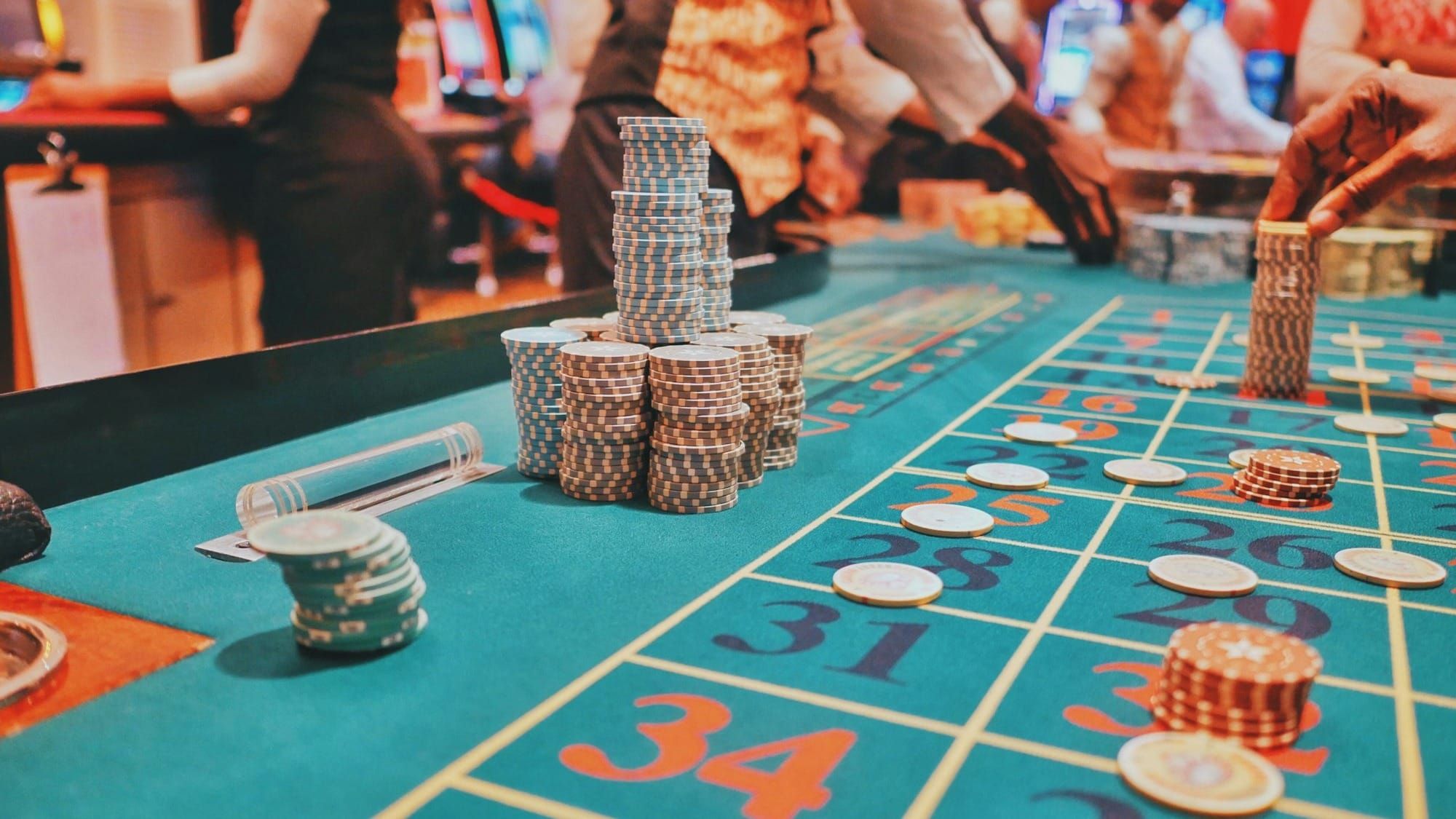 Experience the Authentic Casino Atmosphere from the Comfort of Your Home with Live Dealer Casinos Post image