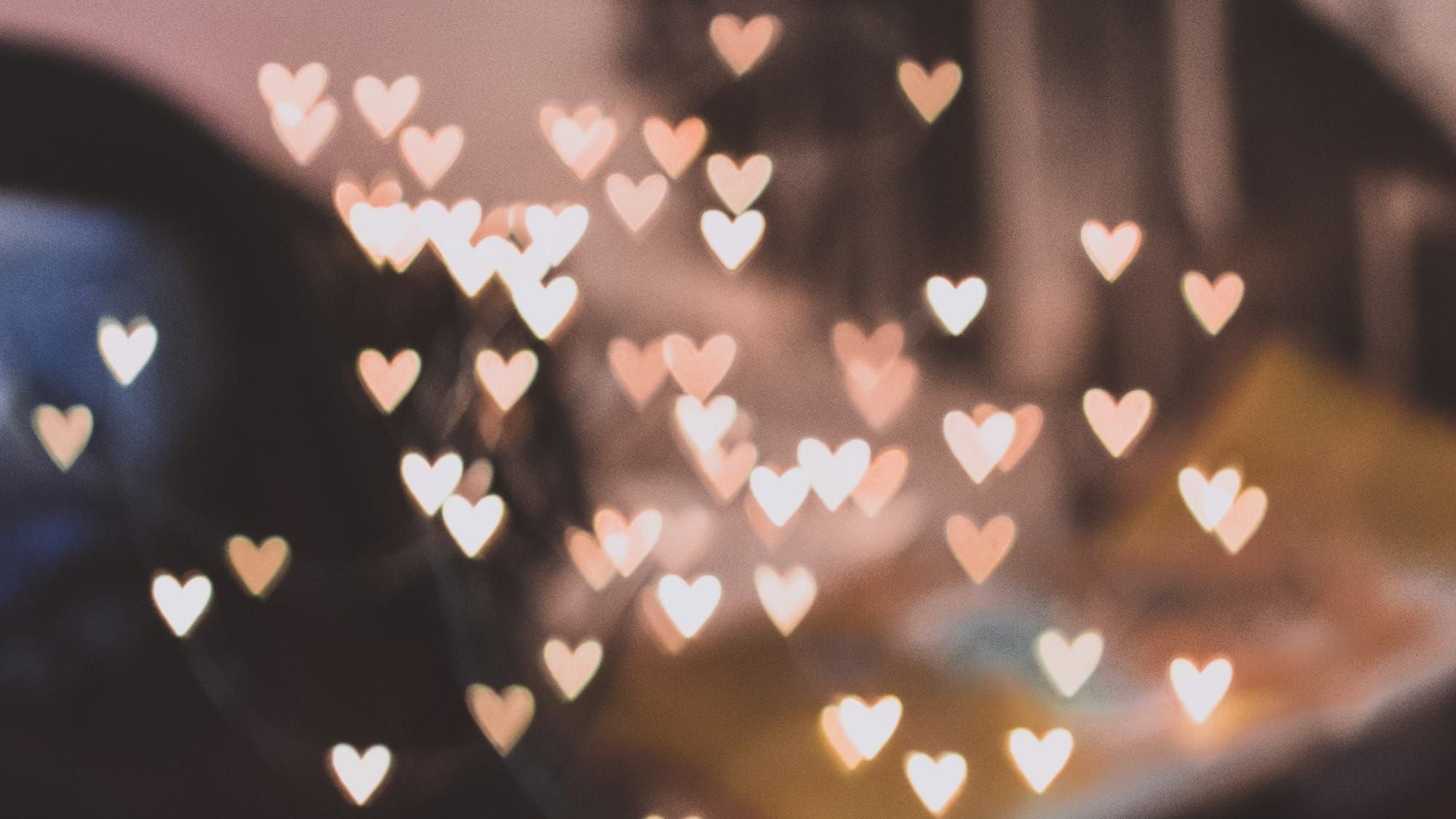Valentine’s Day Tech Gift Ideas: What the Techloy Team Wants in 2026 Post image