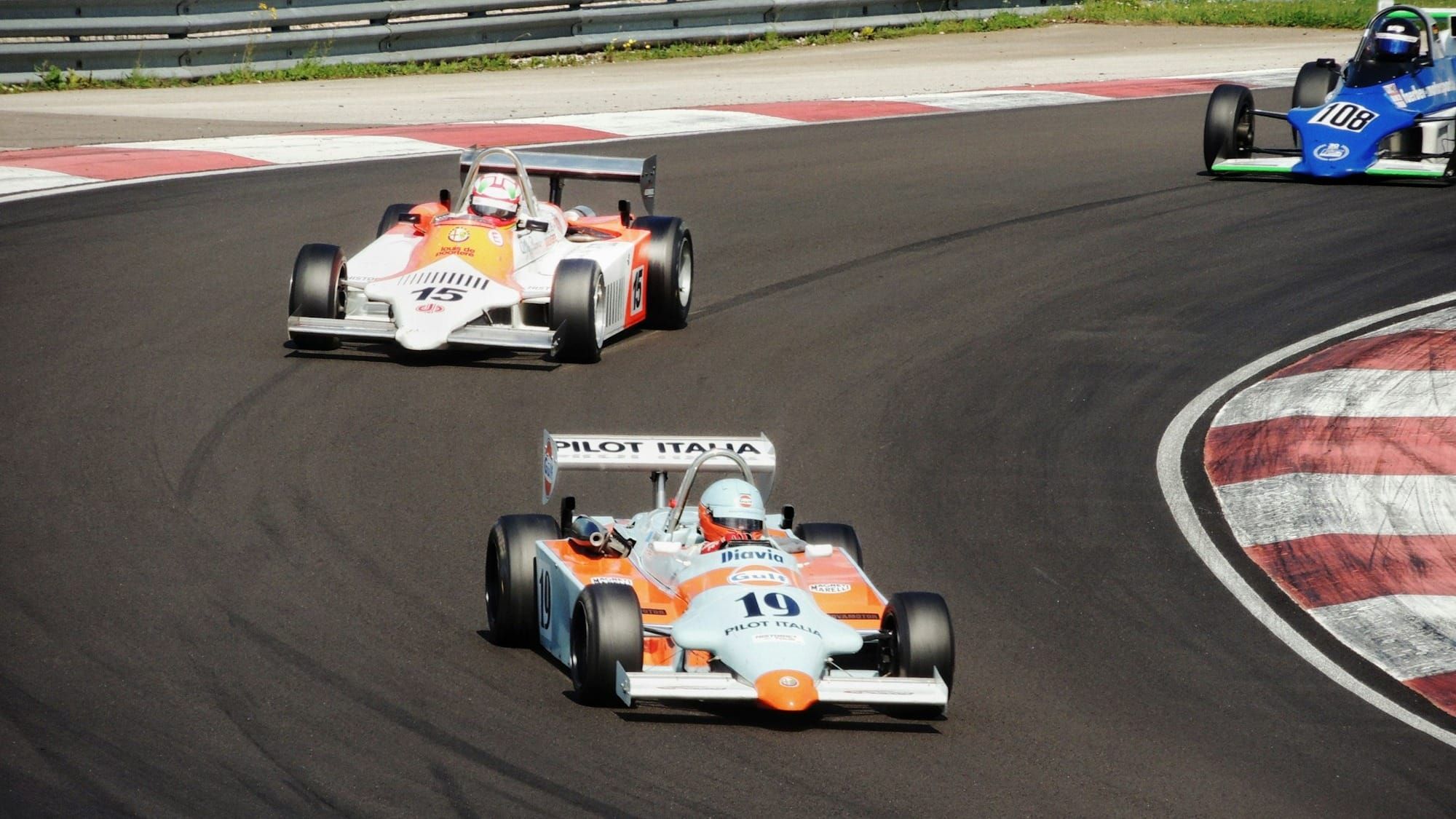 Apple and Netflix Strike Surprise Deal Over Formula 1 Streaming Post image