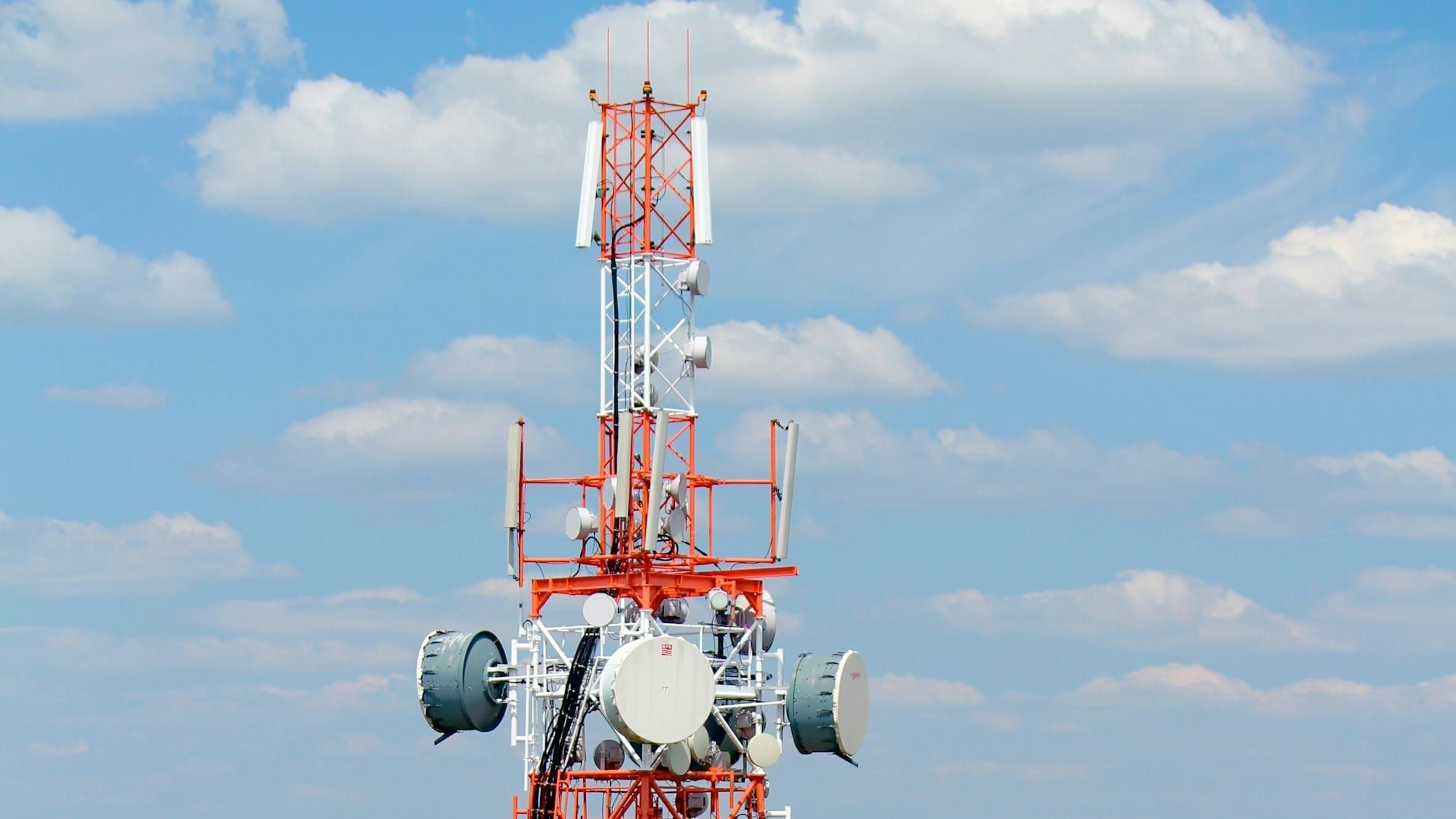 Huawei Leads Its European Rivals in Global Telecom Revenue Despite U.S. Sanctions Post feature image