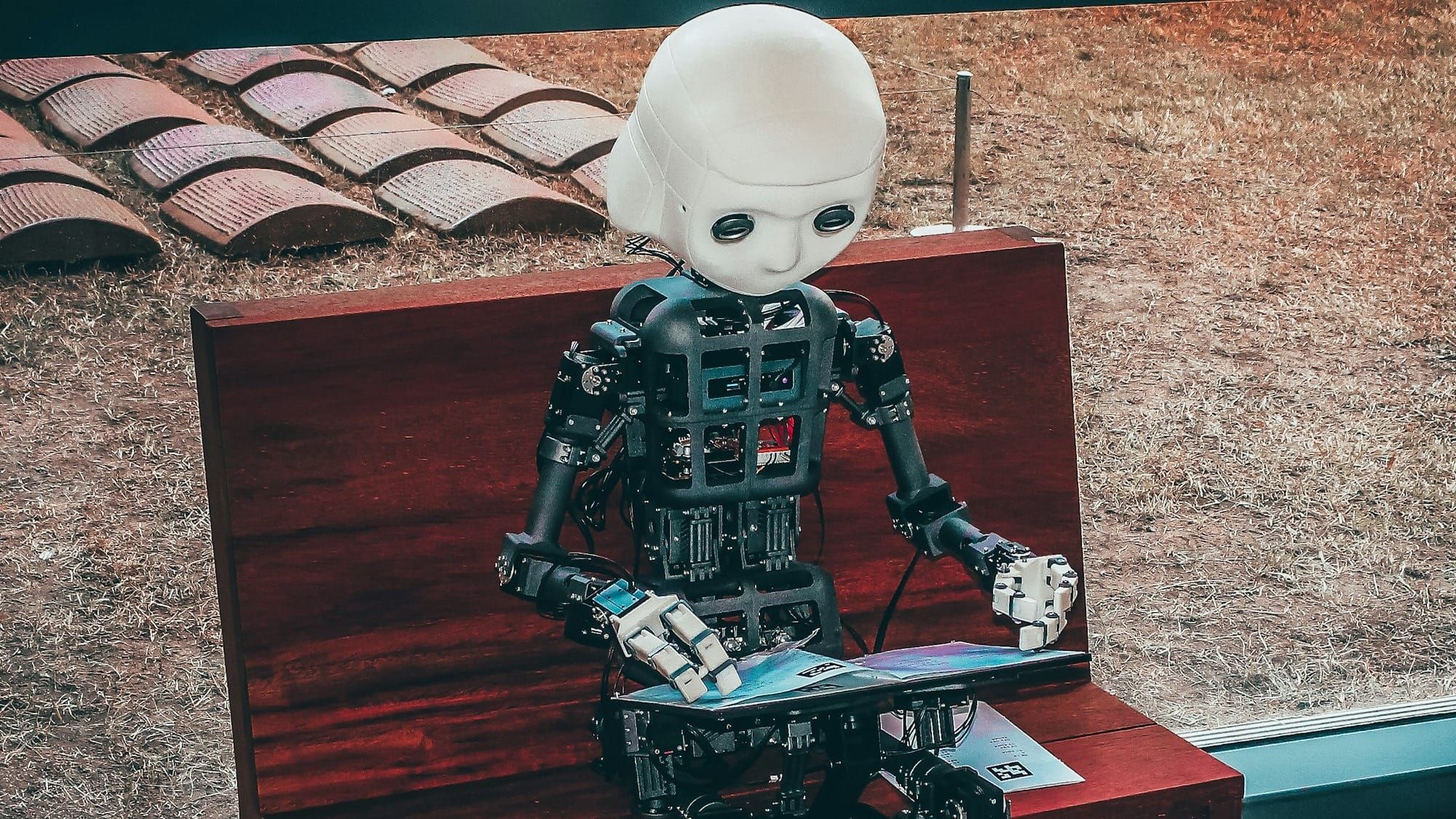 How AI Can Help to Build a Profitable App? Post feature image